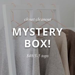 Women’s Tops - MYSTERY BOX!